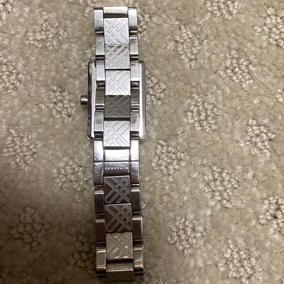 Authentic Burberry Swiss Quartz Watch - Picture 10 of 14
